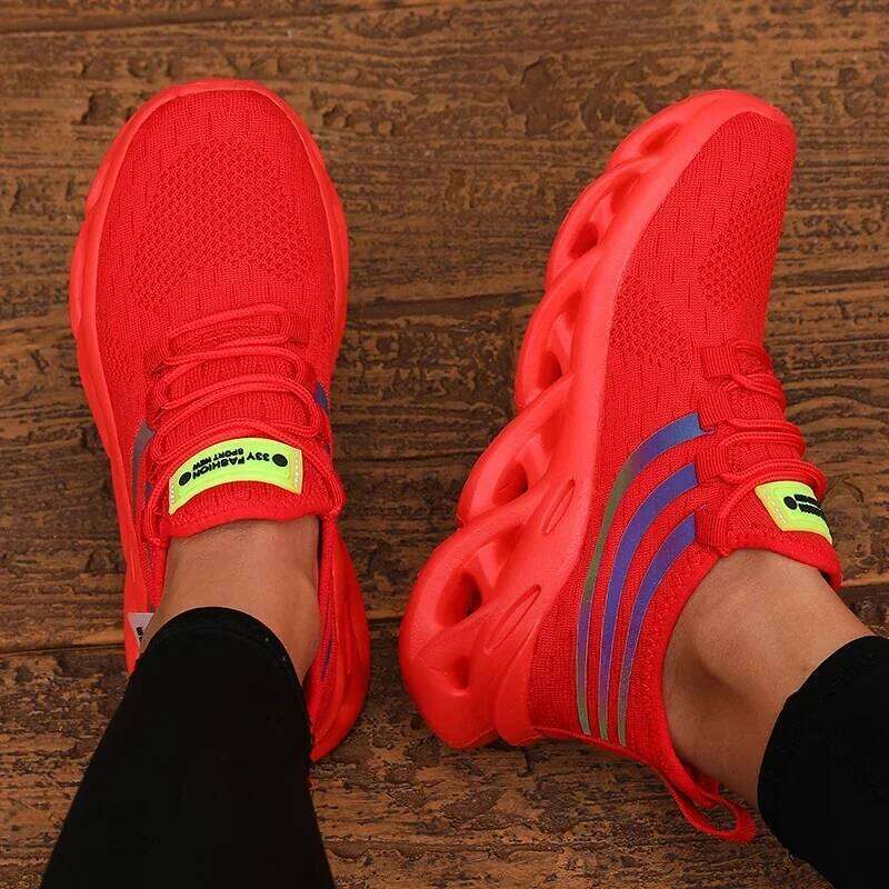 2025 Summer New Lightweight Mesh Breathable Running Shock-absorbing Soft Sole Fitness Women's Shoes