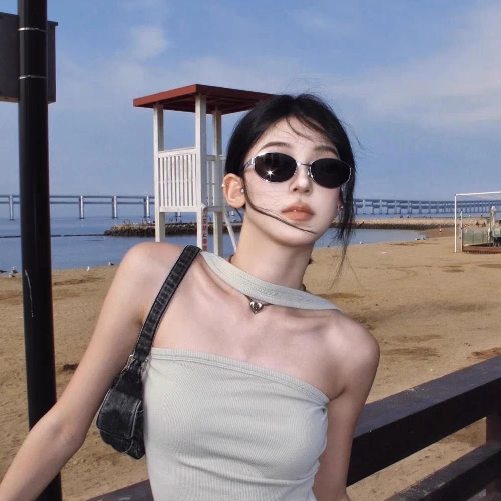 New Style Sunglasses For Women, Metal Oval Frame, Vintage Sunglasses, High-End Fashion, Stylish Wear, Decorative Glasses