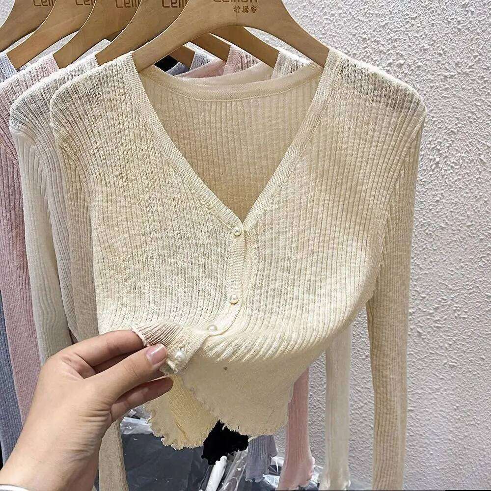 Summer Ice Silk Long Sleeves Coat Cool Beach Women's Cardigan Breathable Sun Protection Clothing for Women 26L0224