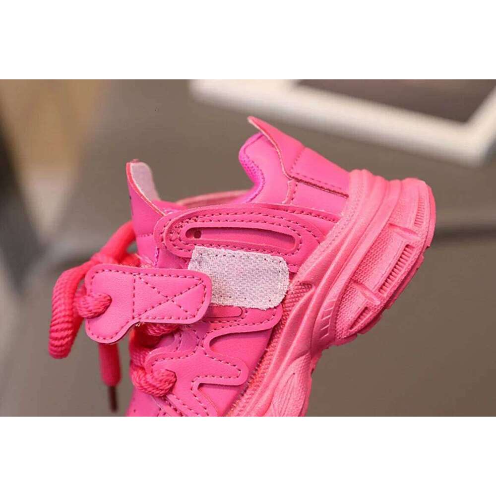 Children Fashion Sports Boys Girls Soft Bottom Non Slip Running Walking Shoes Kids Student Casual Breathable Sneakers 26W0224