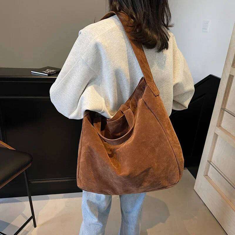 Large Capacity Velvet 2024 Hot Selling Tote Zipper Solid Color Popular Fashion Handbag Soft Simple Commuting Shoulder Bag Z260224