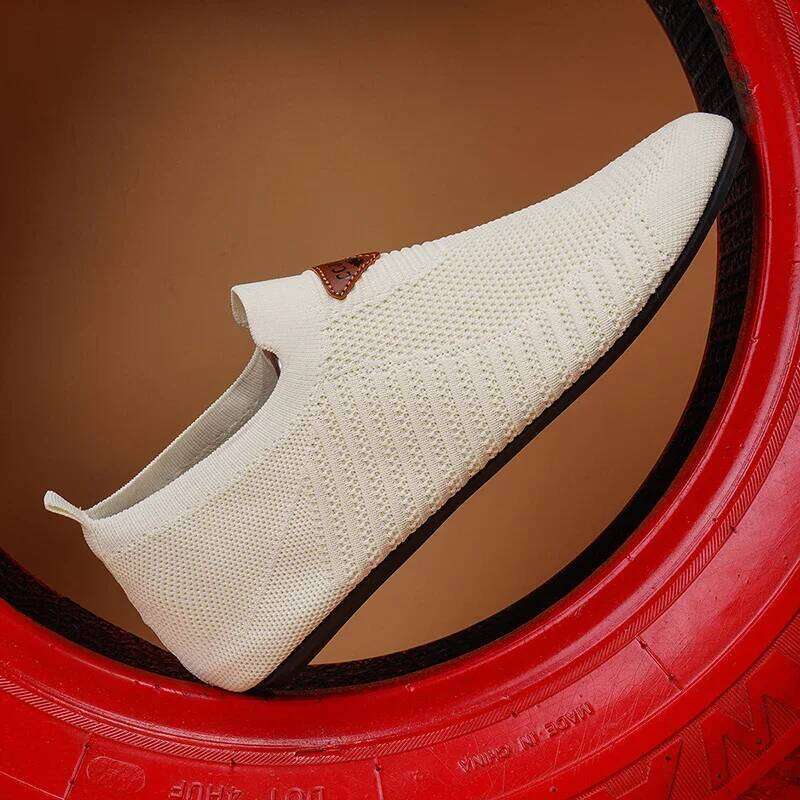 MAEDEF Comfortable Thin Bottom Men Flats Casual Home Bedroom Slippers Mens Walking Shoes Man Loafers