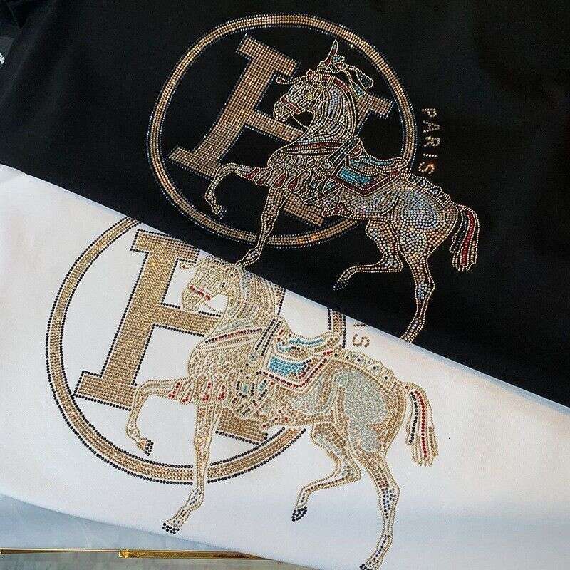European-Style Pure Cotton Short-Sleeve T-Shirt For Men, Featuring Intricate Craftsmanship With Horse Motif Colorful Rhinestones, Offering A Light Lux