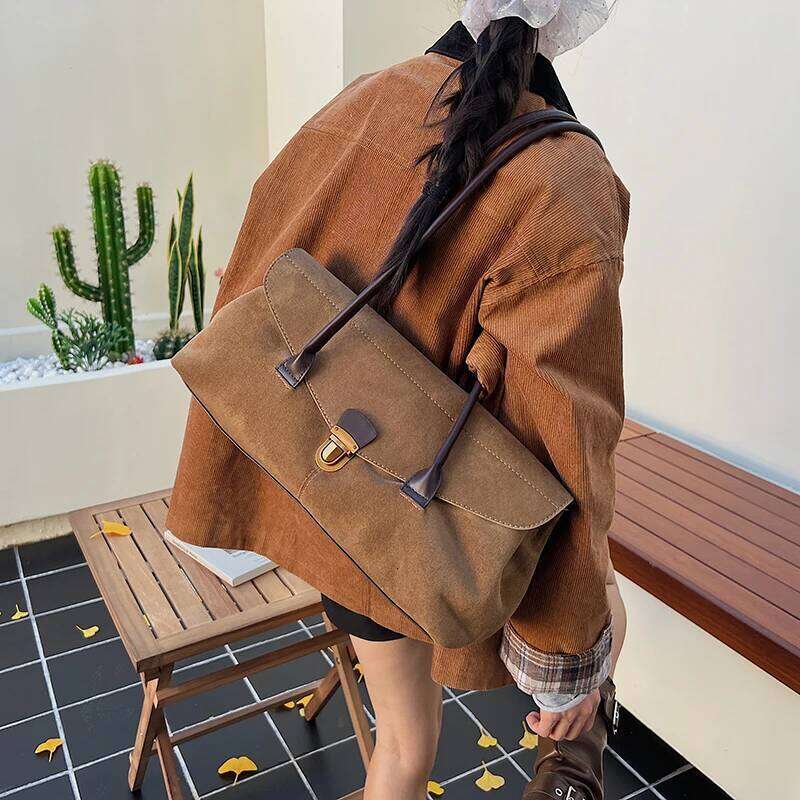 LEFTSIDE Women Large Capacity PU Leather Shoulder 2025 Winter Simple Short Handle Tote Bag Luxury Trend Handbags Z260224