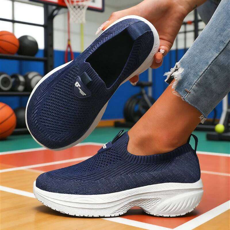 Last for Men and Women Wide Version Sports Slip-On Walking Soft Sole Anti Slip Comfortable Running Tennis Shoes