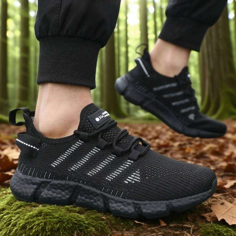 2025 New Trendy Running Shoes Men Breathable Mesh Lightweight Sneakers Eye Catching Fashion Tenis Baixo Zapatillas De Deporte