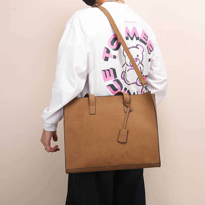 Men's Brushed Vintage Large Capacity Tote Bag Korean Style Men's Horizontal Shoulder Bag Document Bag Casual Business Briefcase