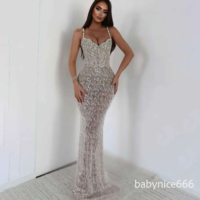 Sparkly Prom Dress Sequins Spaghetti Straps Shine Crystals Evening Gowns Ground Dresses Sleeveless Customized Robe De Soiree vestido de novia D10