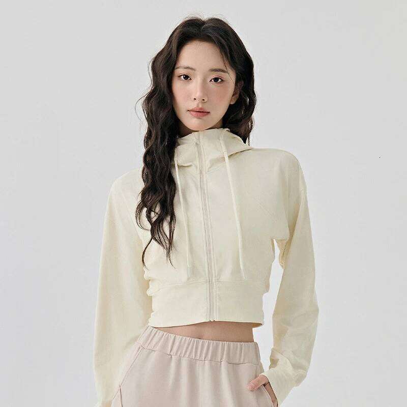 Women's Cropped Hoodie Yoga, Fleece Lined Workout Zip Up for Pilates & Gym, Short Winter Training Coat 26Y0224