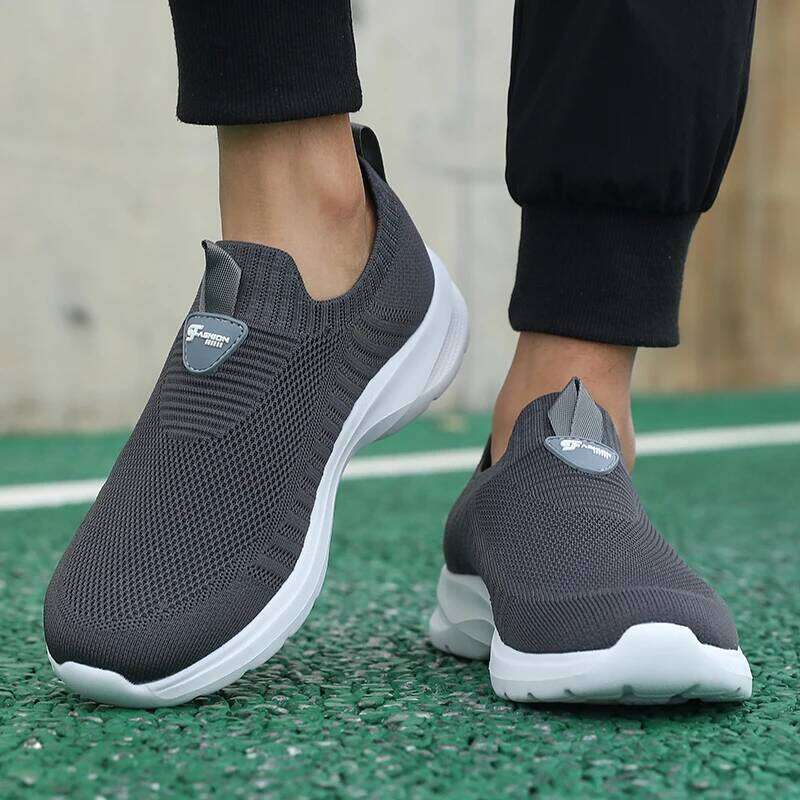 Summer Mens Walking Lightweight Breathe Casual Mesh Running Shoes New Outdoor Tennis Sneakers Comfort Gym Workout Trainers 26W0224