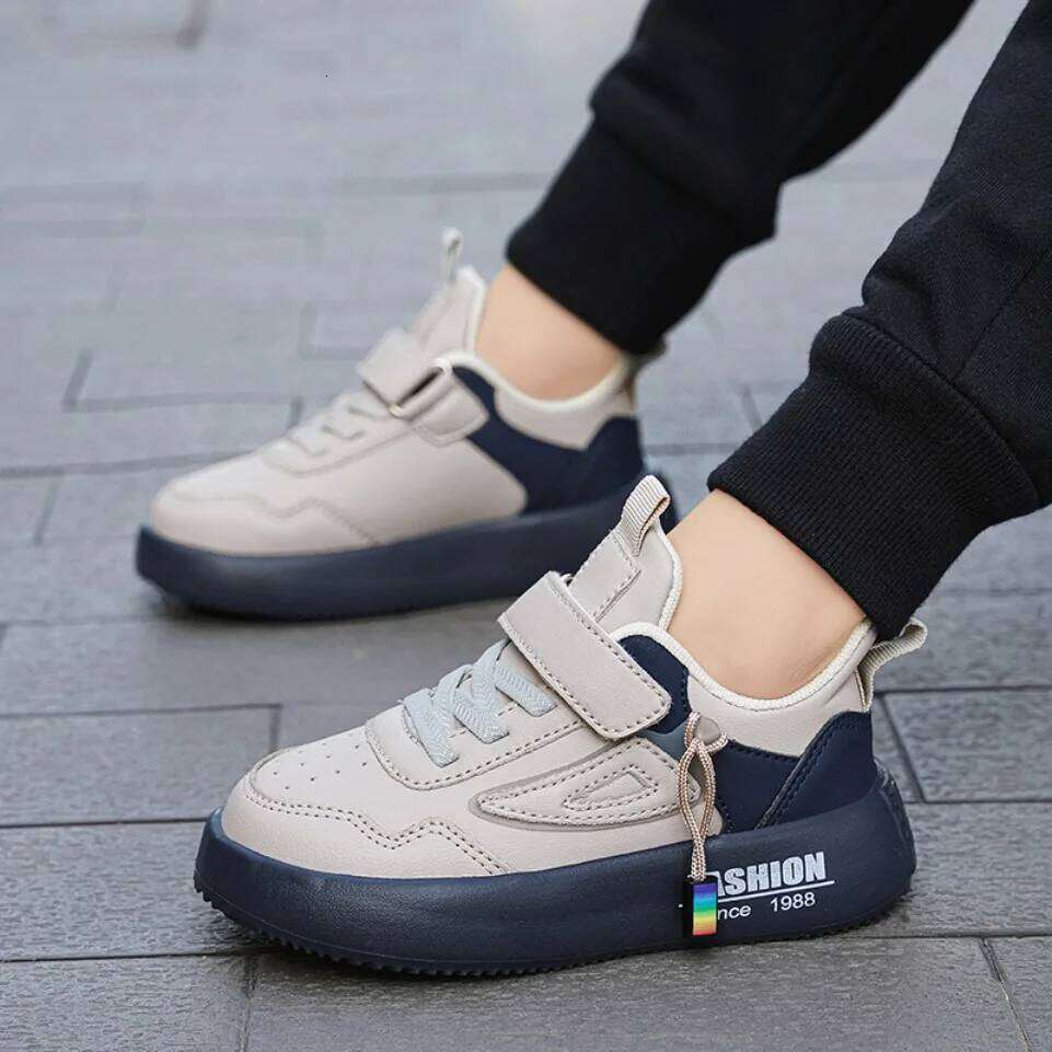 Kids' Sports Breathable Comfortable Skateboarding Shoes with Non-Slip Sole for Active Play Children's Casual Sneakers 26W0224