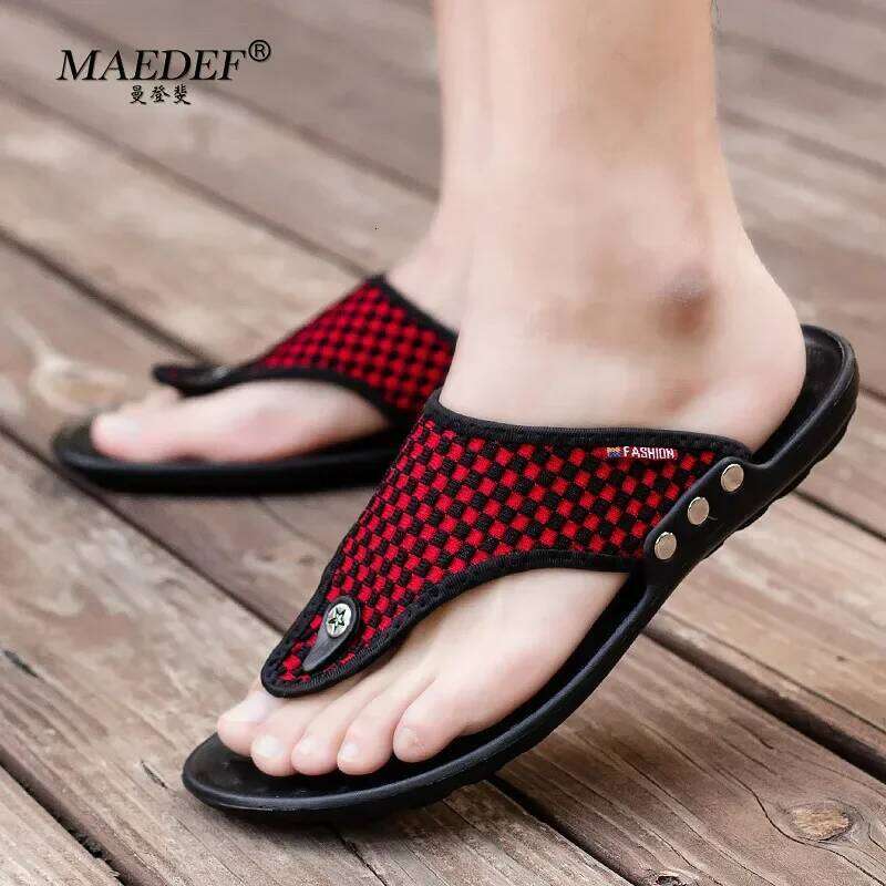 MAEDEF Flip Flops Breathable Summer Sandals Lightweight Comfortable Beach Slippers for Men Slip Quick Dry Outdoor Slides