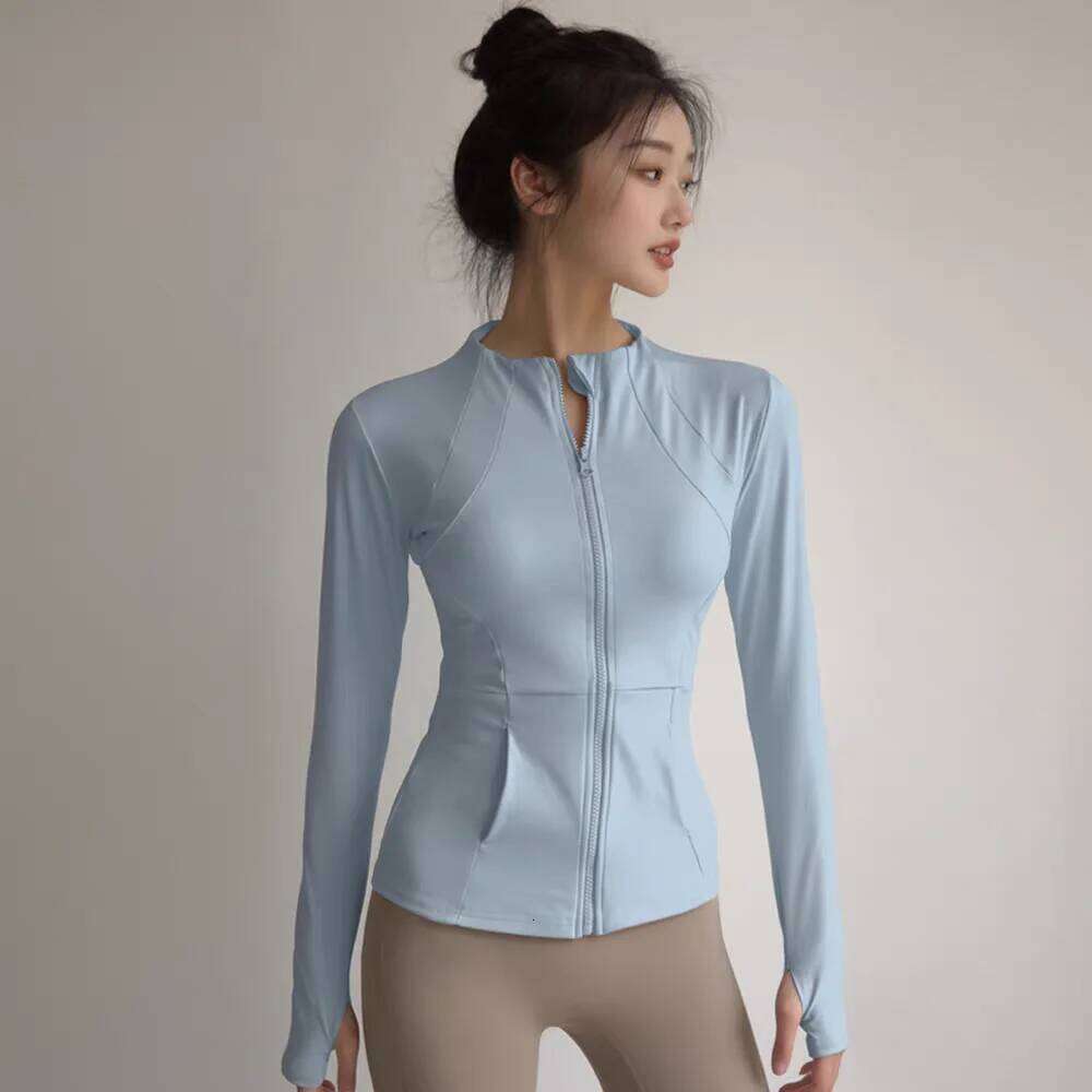 Women's Slim Fit Long Sleeve Sports Zip Fitness Yoga Workout Running Cardigan Warm Gym Activewear Training Coat 26Y0224