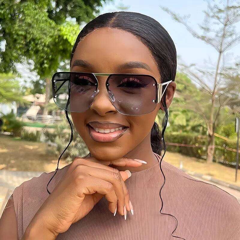 Fashion Oversized Sunglasses Woman Brand Designer Vintage Square Sun Glasses Female Big Frame Shades UV400 Eyewear 26W0224