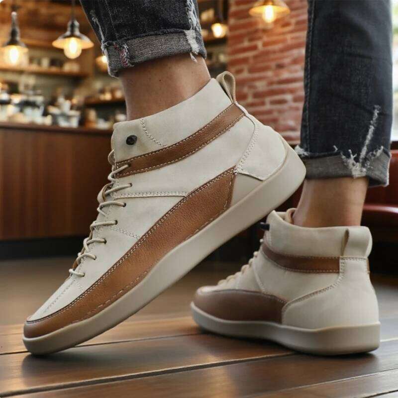 New Men's High Top Retro Classic Design Anti Slip Fashion Flat Bottom Loafers Stitched Sole Handmade Leather Driving Boots
