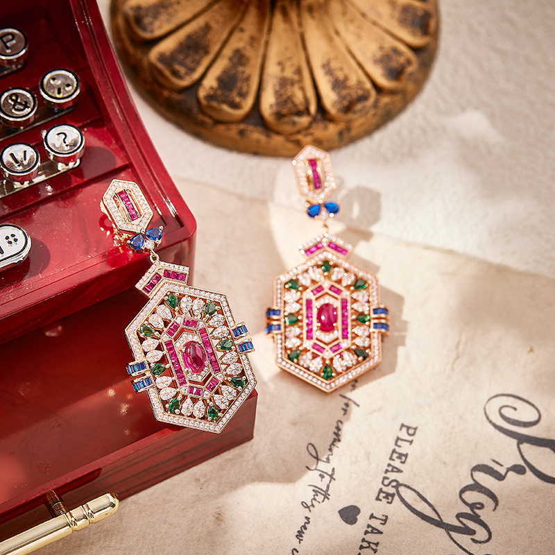 Earrings Trade Diamond-Shaped Square Earrings, Gold-Plated With Red Corundum Earrings, Luxurious And High-End Celebrity Style Earrings