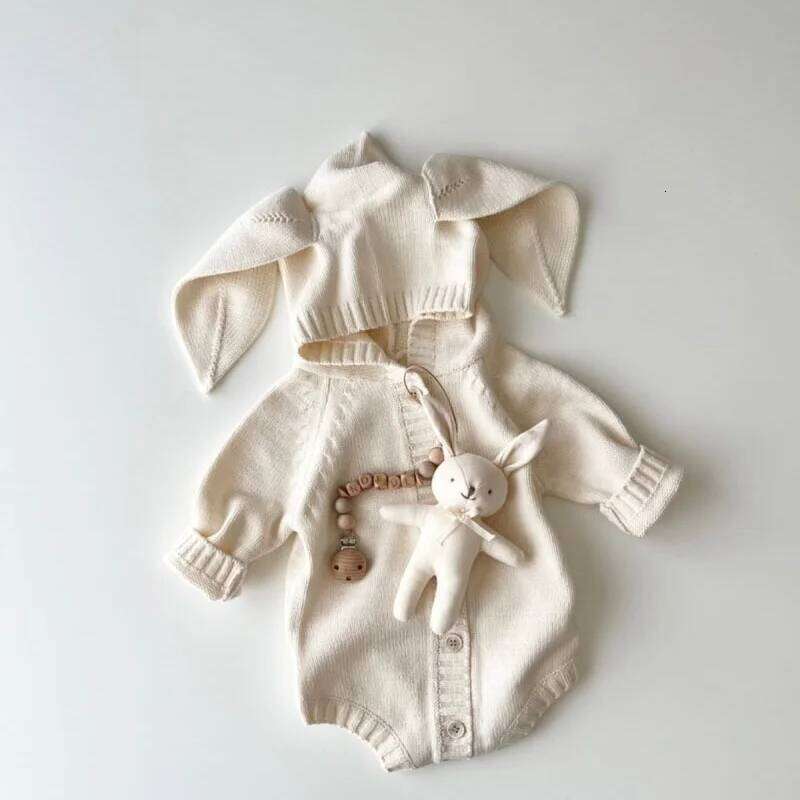 Winter 0-3 months clothes knitted teddy bear long sleeved newborn triangle for warm men and women baby jumpsuit 26H0224
