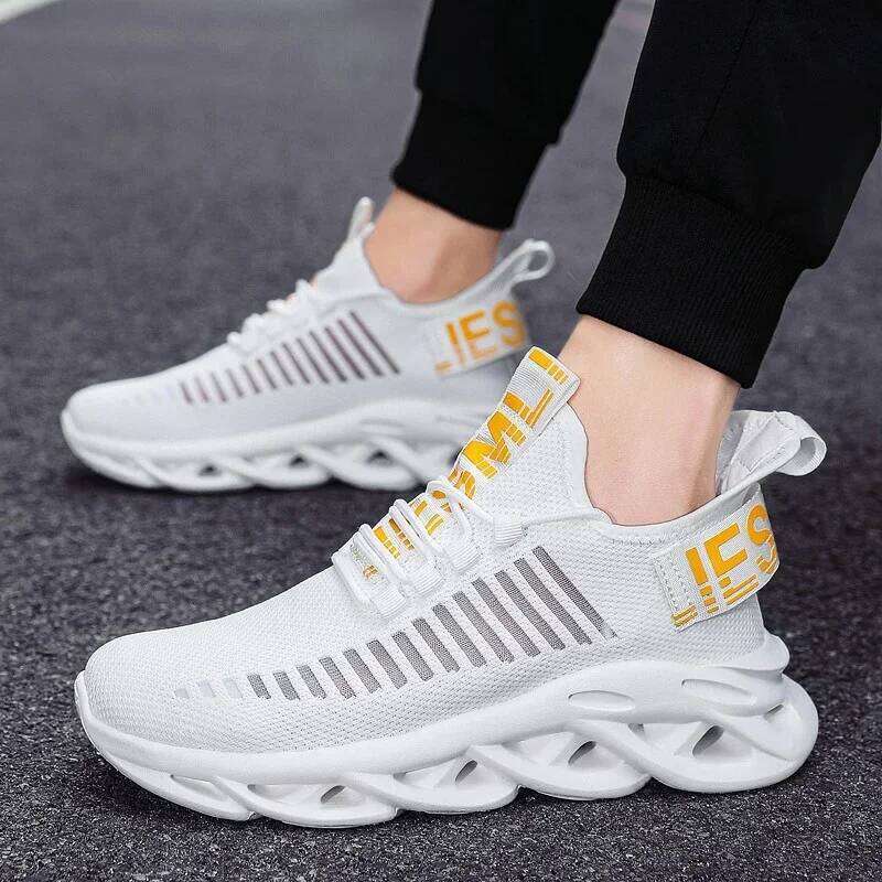 Summer Sneakers Tenis Masculino Breathable Mesh Anti Slip Walking Fashionable Tennis Basketball Jogging Shoes for Men