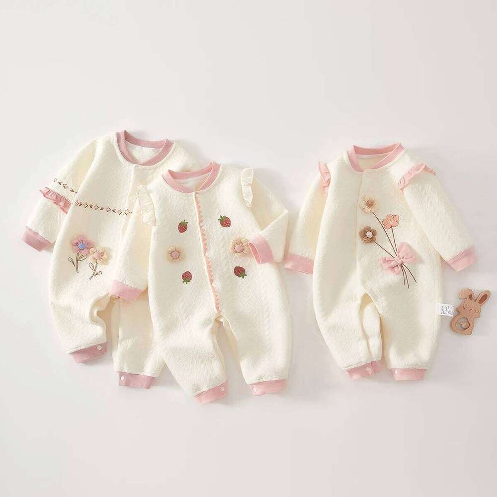 Clothes for Autumn, Class A, Girl Full-Month Outfit, One-Piece Suit, Baby Silk-Lined Warm Newborn Romper 26H0224