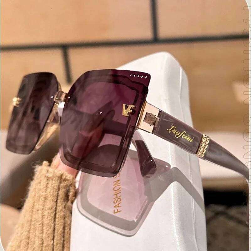 New Cool Rimeless Polarized Sunglasses Women Oversized Square Sun Glasses Ladies UV400 Classic Goggle Oculos De Sol Feminino 26W0224