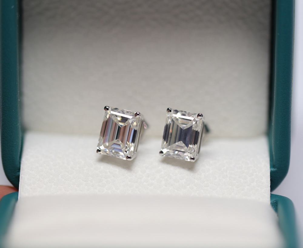 Moissanite Stud Earrings for men Women Sparkling Classic Wedding Lab Diamond Earring Pure 925 Silver