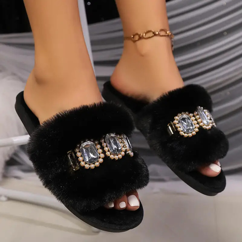 Crystal Decoration Furry Slides Women 2025 Winter Warm Short Plush Flat Heel Indoor Slippers Soft Non Slip Fur Slippers 260124