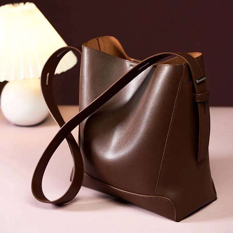 Cowhide Women's Shoulder Bag Fashion Trend Luxury Designer Bucket Large Capacity Genuine Leather Women Crossbody Bags