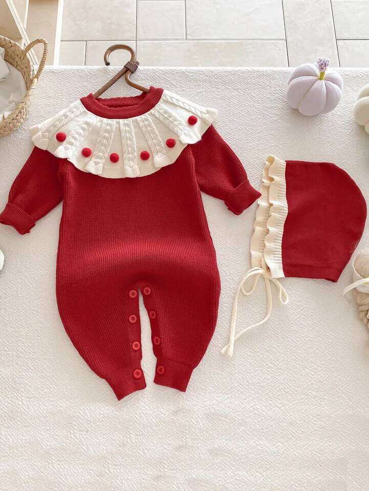 New Autumn and Winter Knitted Baby Girl Handmade Ball Lotus Leaf Collar with Hat 26H0224