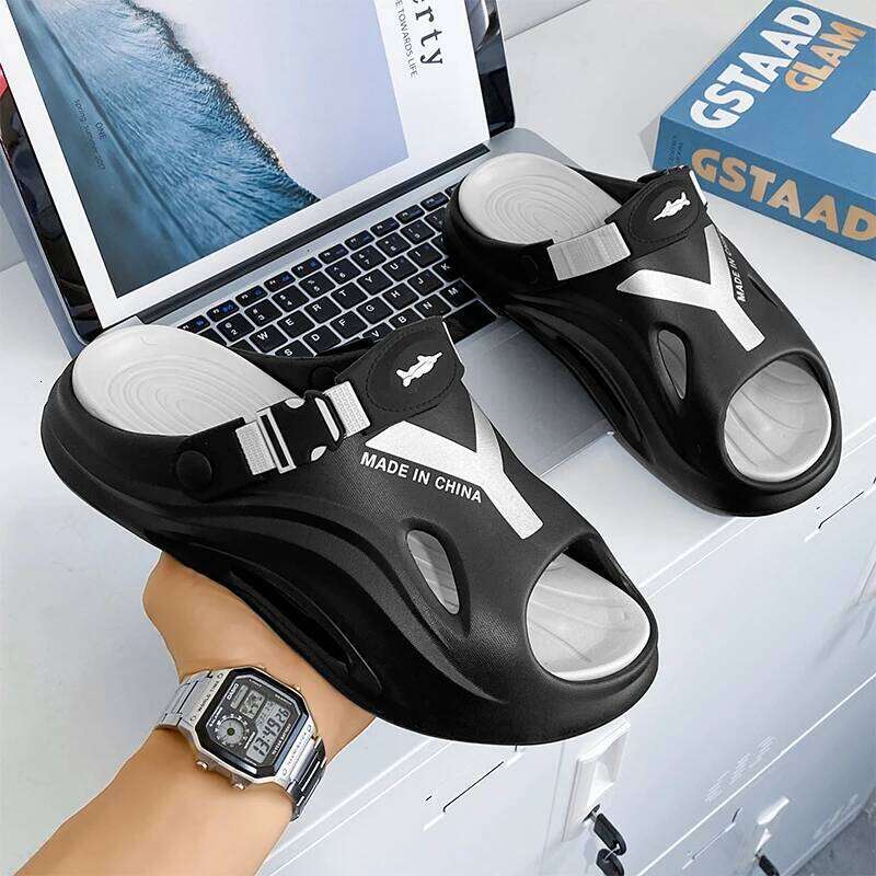 Summer Fashionable Versatile Comfortable Non Slip Beach Sandals Furniture Shower Outdoor Dual Use Men's Slippers