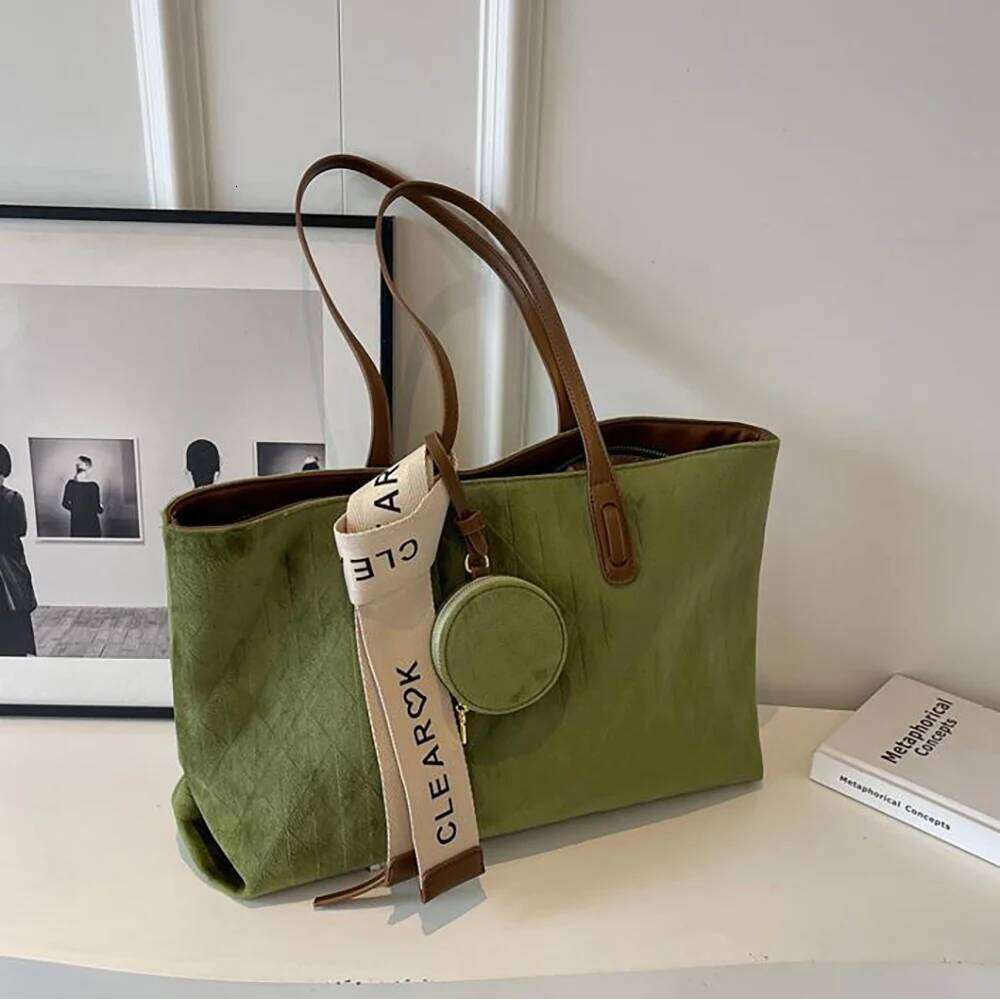 Women Large Capacity Totes 2025 New Retro Frosted Suede Leather Plaid Shoulder Bags Versatile Casual Travel Commuter Tote Bag Z260224