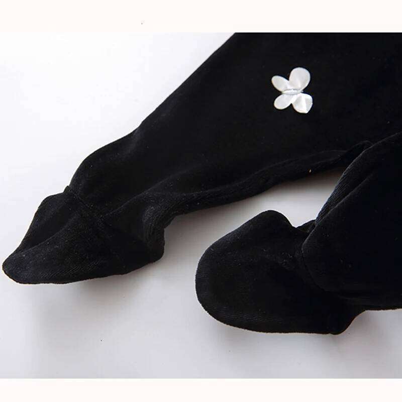 0-24M Newborn baby Footed Rompers Black Long Sleeve Velvet Warm Infant Jumpsuit Boy Girls Pajamas Toddler Outfit 26Y0224