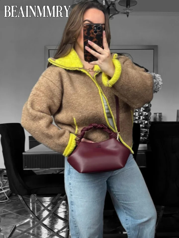 Fashion Solid Plush Zipper Cardigan Women Chic Stand Collar Pocket Loose Short Sweater Coat Female Commute Street Outerwear 260126