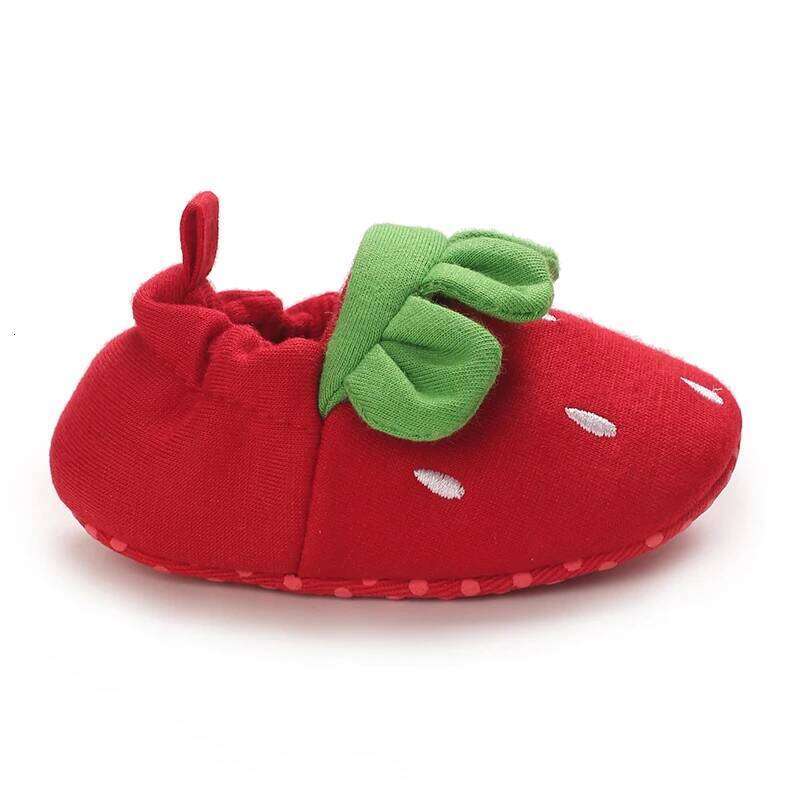 Cute Strawberries Winter New Baby Booties Boy Girl Cotton Soft-Sole Non-Slip Warm Toddler First Walkers Infant Crib Shoes 26Y0224