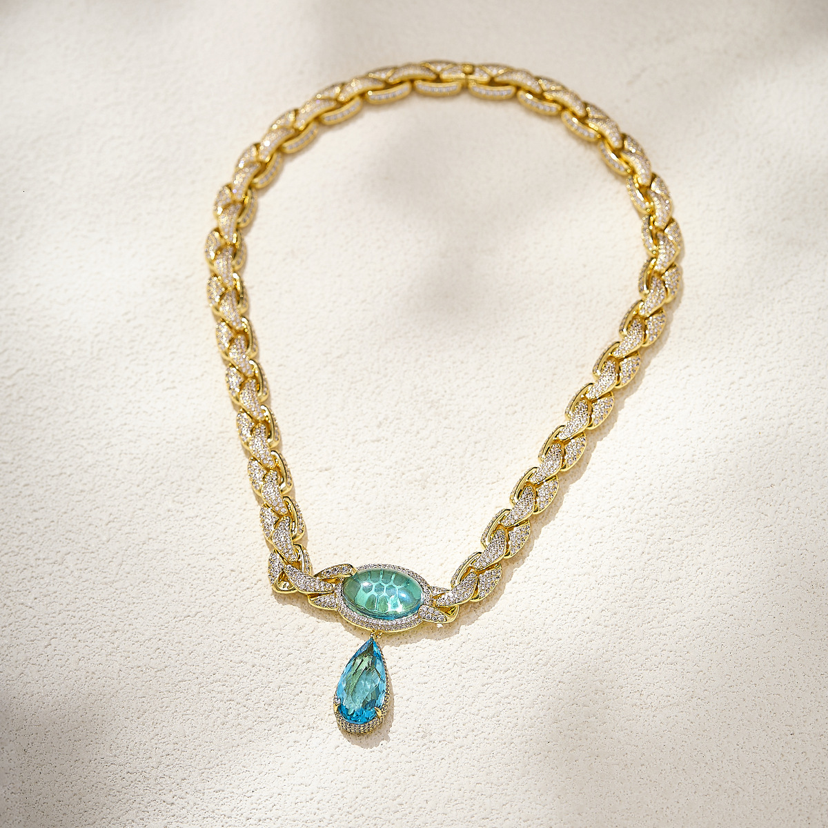 Necklace Sea Blue Water Drop Necklace, Gold-Plated Heavy-Duty Cuban Cha, Luxurious Texture Necklace, Women's Eveng Wear Necklace