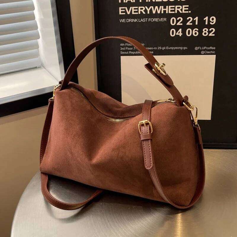 Advanced Retro for Women's 2026 New Textured Frosted Shoulder with Large Capacity Crossbody Commuting Tote Bag Z260224