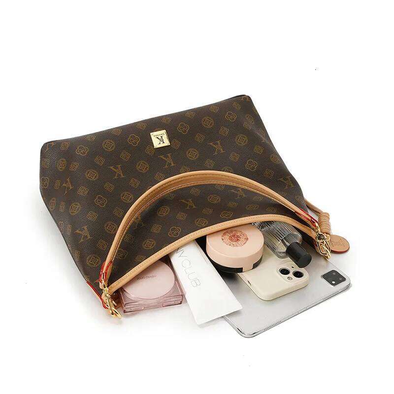 2025 New Fashion Stray Women, Handheld Versatile Underarm Casual Bag, Cross Shoulder Bag for Women Z260224