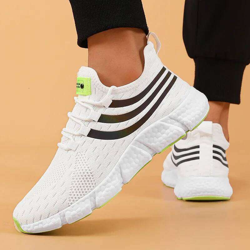 Men Breathable Classic Running Sneakers for Man Outdoor Light Comfortable Mesh Slip on Walking Shoes Tenis Masculino