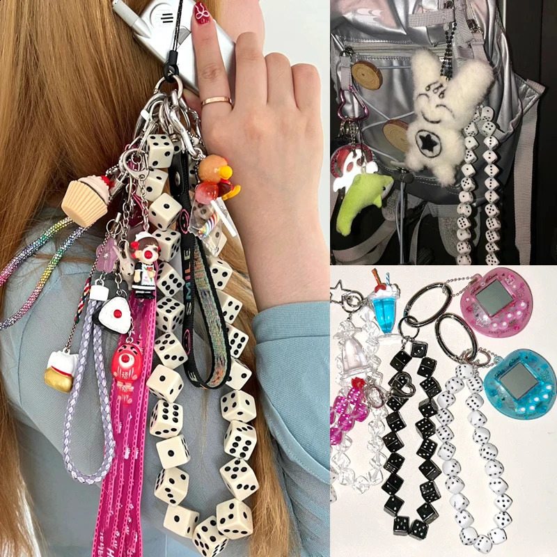 Korean Charm Dice Keychain Kawaii Harajuku Game Console Phone keychains Y2K Fashion Bag Pendant Jewelry Vintage Accessories 260202