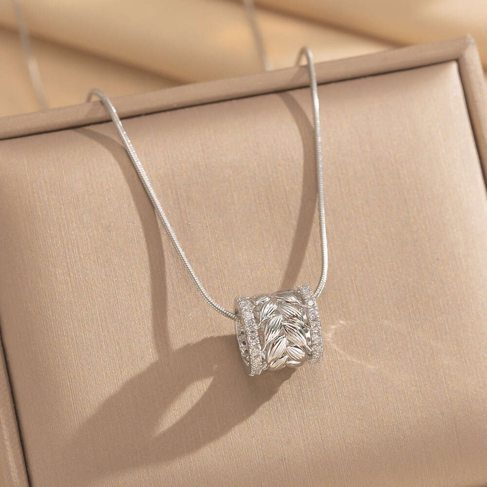 Light-Luxury Wheat Ear Necklace With Diamond Accents Small Waist Pendant Collarbone Chain For Women
