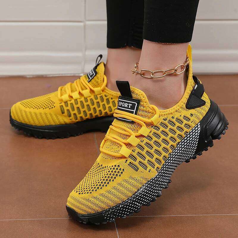 Summer Hollow Mesh Fashionable Versatile Women's Sports Leisure Shoes Lightweight Running Sneakers