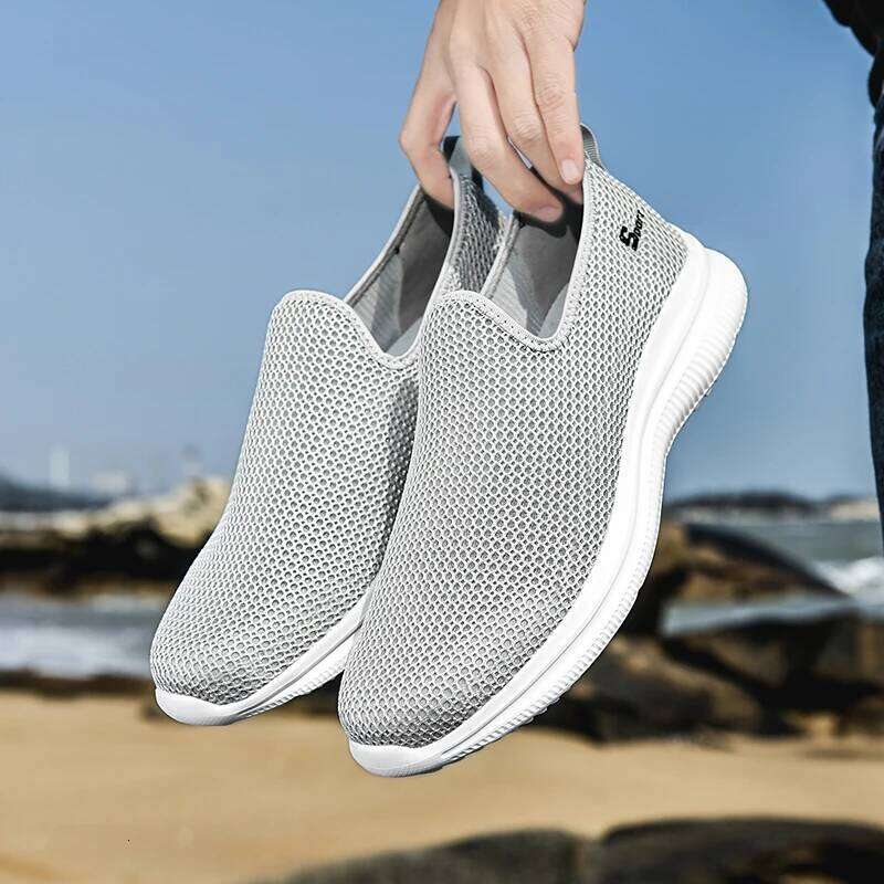 MAEDEF Men's Sneakers Breathable Unisex Casual Outdoor Non-Slip Mesh Loafers Walking Lightweight Fashion Male Tennis Shoes