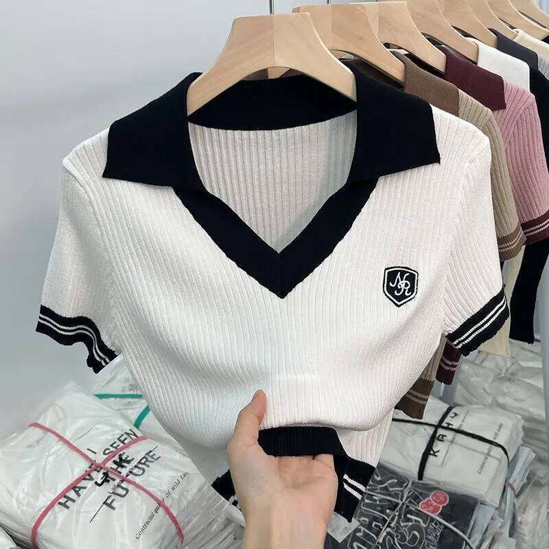 Knit Polo Shirt Short V-neck Top Designs Women's Summer Tees Spice Girls Lapel Color Combination Streetwear Womenswear Trends 26W0224