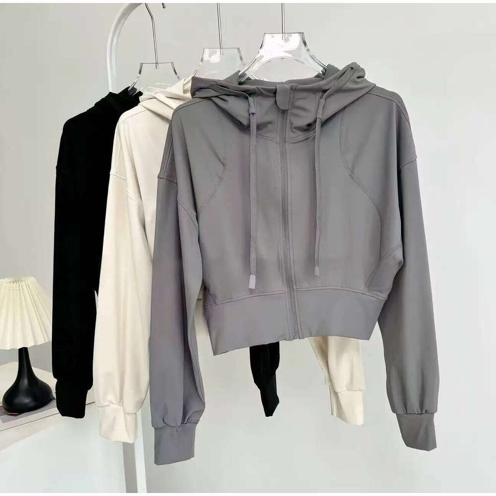 Women's Short Hooded Sports , Waist-Cinching Slimming Design, Zip-Up Cardigan Long-Sleeve Top Yoga and Fitness Wear 26Y0224