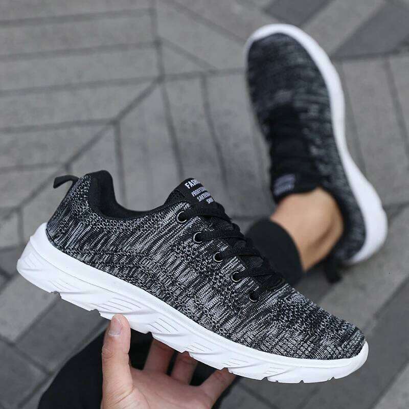 New Fashion Men's Sneakers Mesh Upper Lightweight Non-Slip Soft Sole Comfortable Walking Running Shoes Outdoor Daily Gym Black