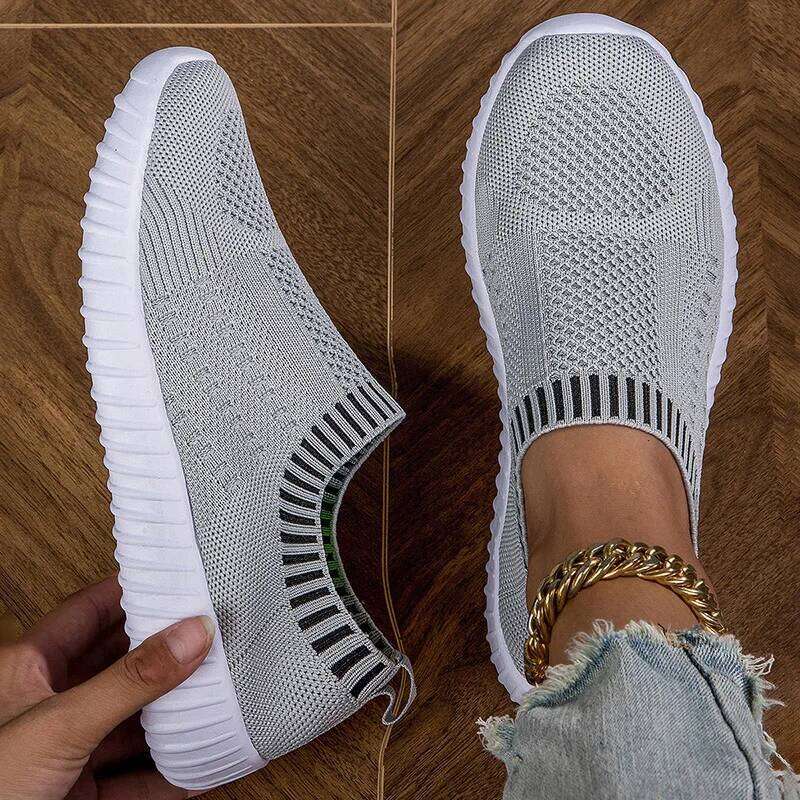 Flats Slip-on Fashion Breathable Walking Mesh Casual Sneakers Women Gym Vulcanized Tenis Shoes Female Footwear