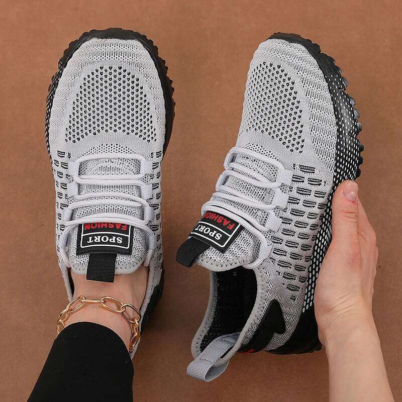 Summer Hollow Mesh Fashionable Versatile Women's Sports Leisure Shoes Lightweight Running Sneakers