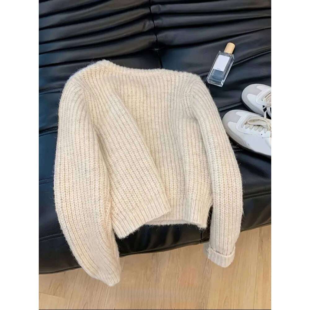 Xiaoxiangfeng Big Button Cardigan Sweater-Fashion Women's Tops Hot Woolen Soft Knitted Long Sleeve Beautiful Ladies Sweater 26L0224