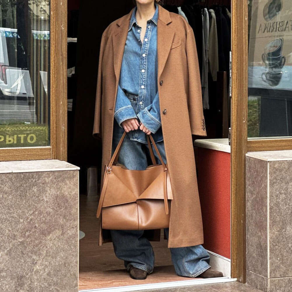 2026 Women Brown Black European American Vintage Tote Belt Tote Bag Design Large Capacity Shoulder And Underarm Bag