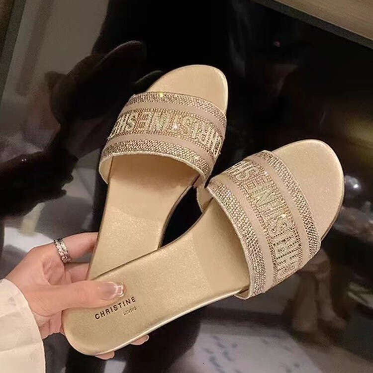 Full Diamond Version Letter Embroidery Hotfix Rhinestone Flat Sandals for Women Outdoor Summer New Beach Slippers