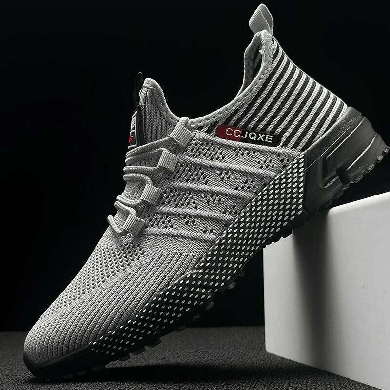 MAEDEF Men's Running Shoe Lightweight Breathable Gym Sneakers Non Slip Comfortable Athletic Training for Men Sports Shoes